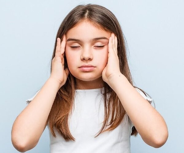 cocuklarda-migren-belirtileri-ve-tedavisi-cover